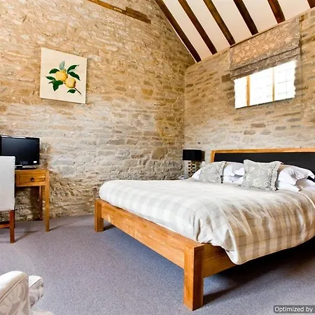 Old Downton Lodge Ludlow Room photo