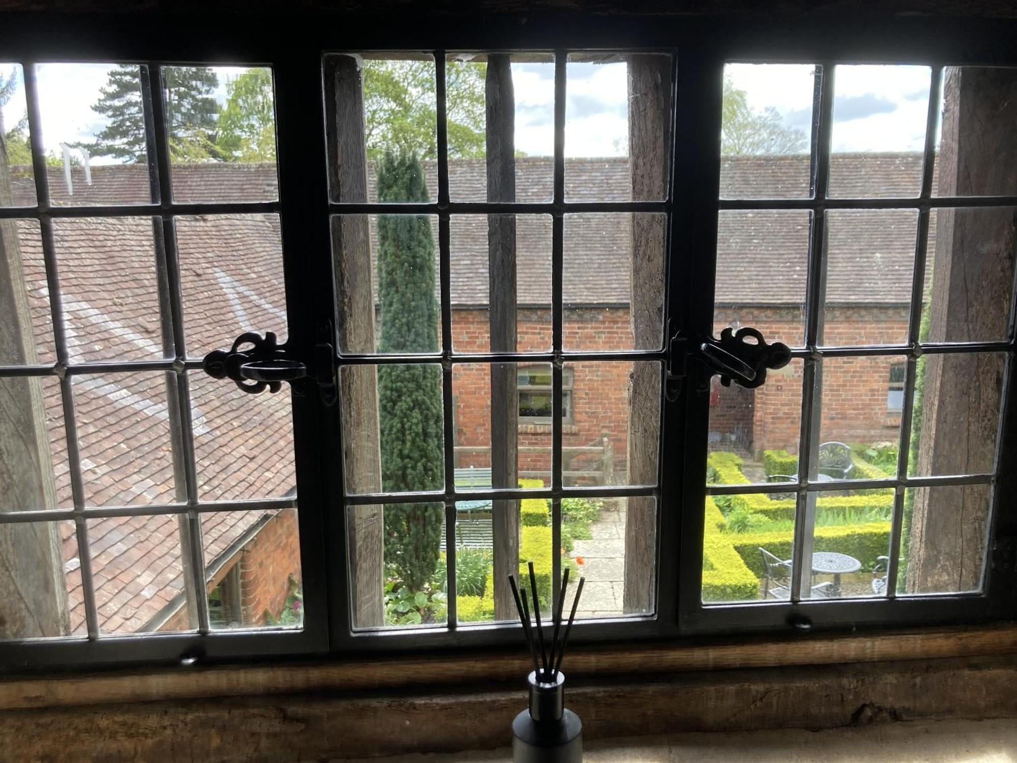 Old Downton 5* Ludlow