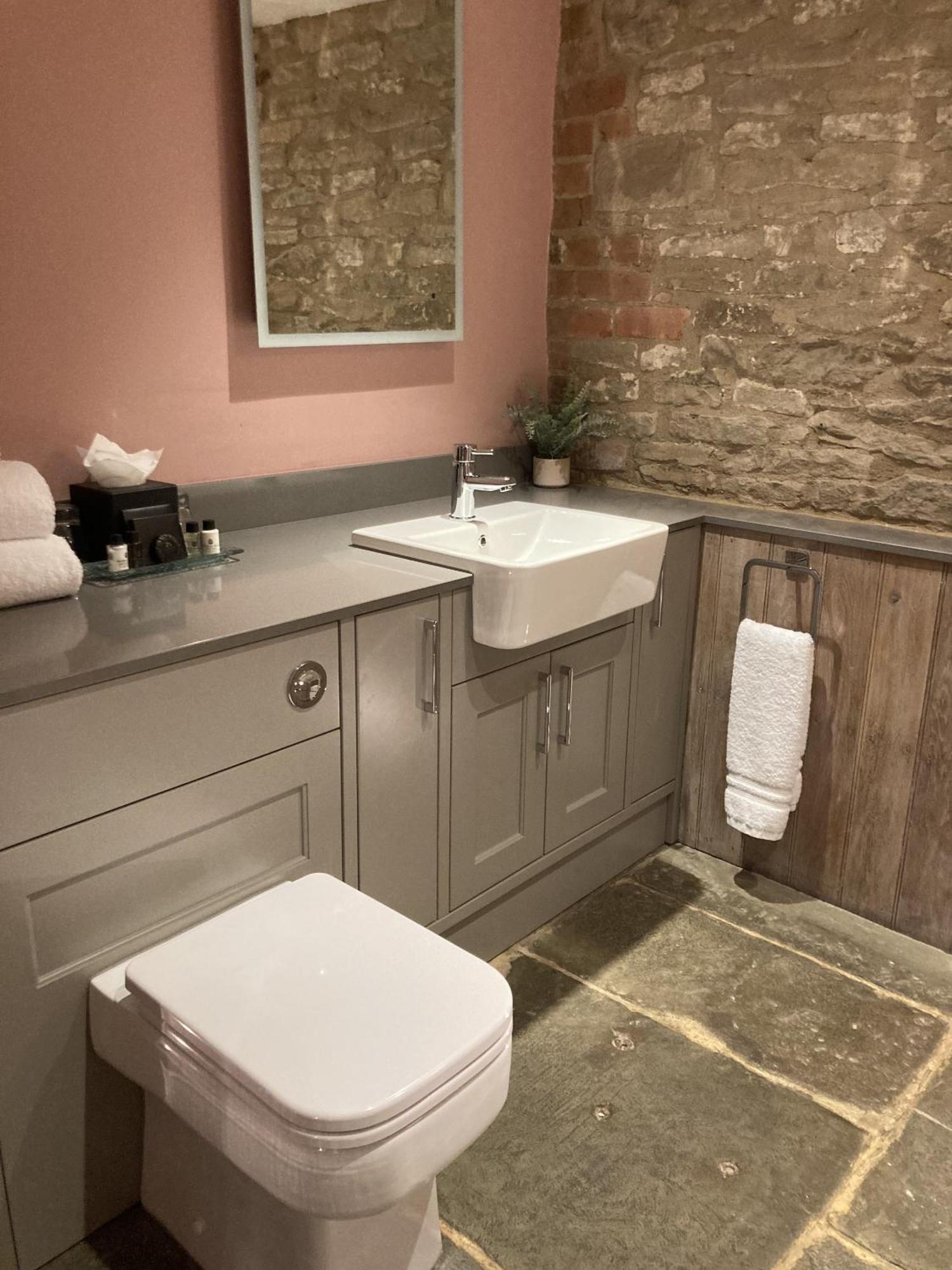 Inn Old Downton Ludlow